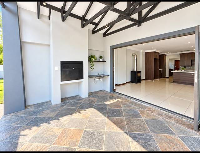 4 BEDROOM PROPERTY TO RENT IN MIDSTREAM ESTATE